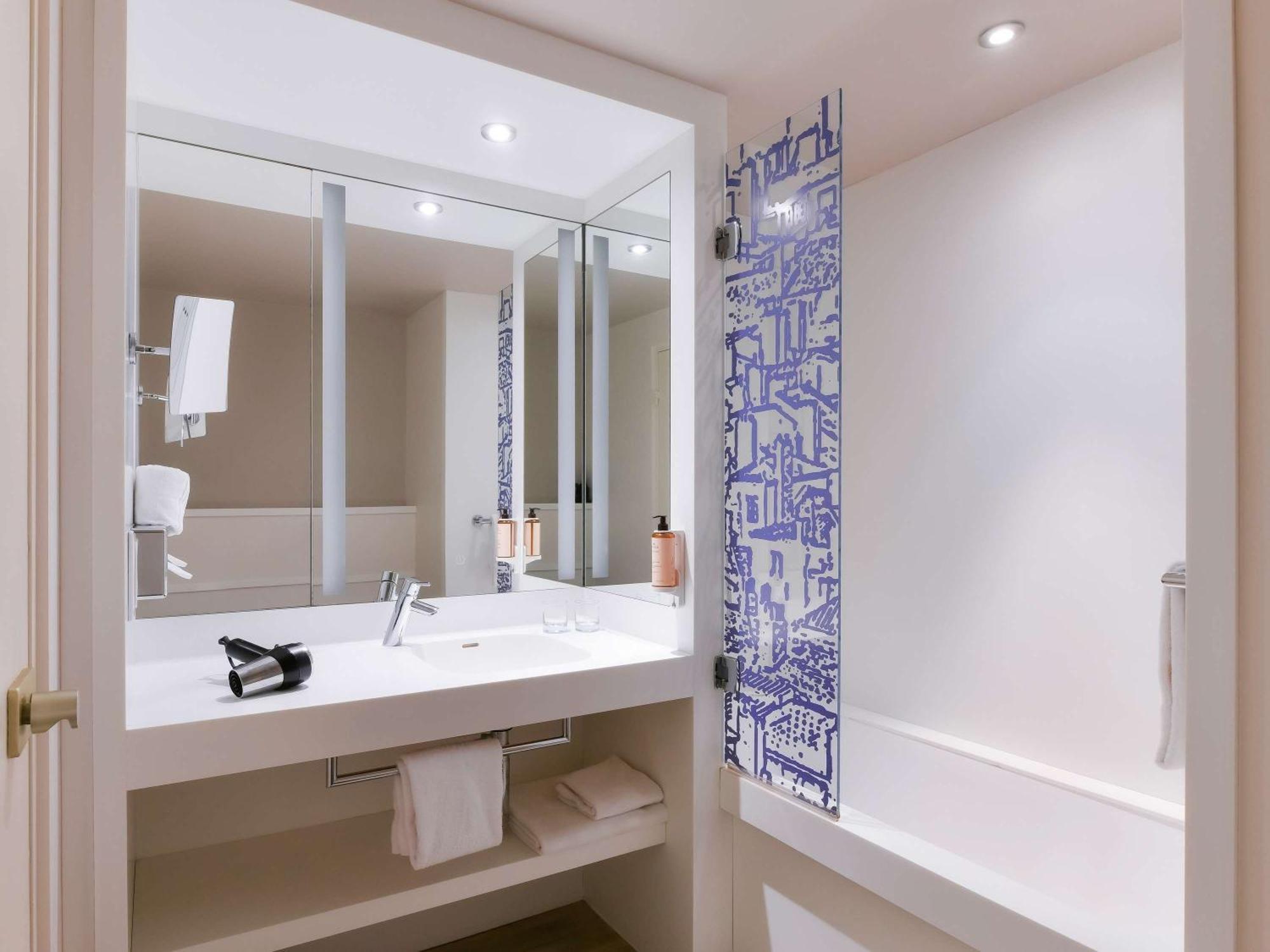 Mercure Centre Saxe Lafayette Hotel