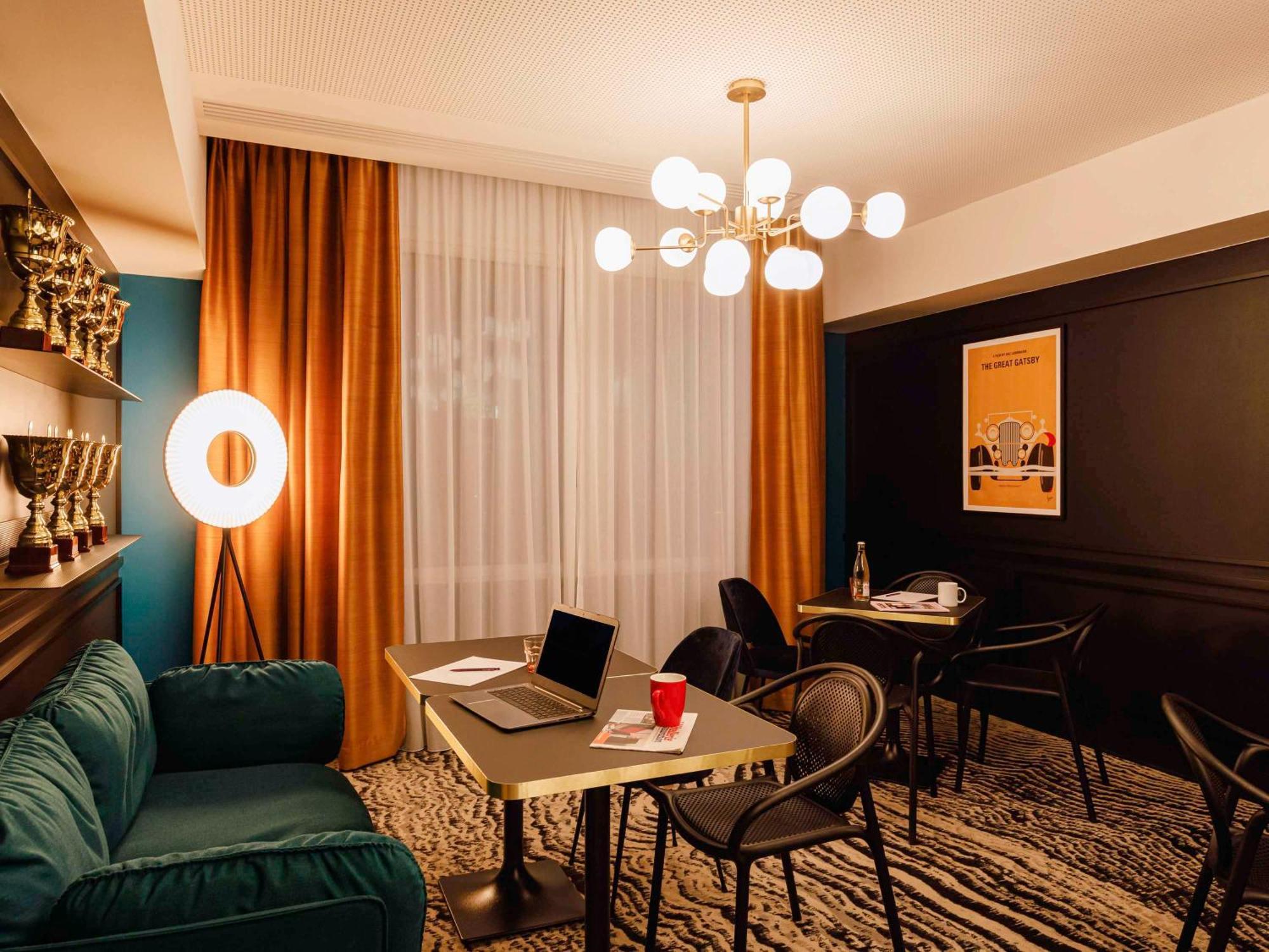 Mercure Centre Saxe Lafayette 4*