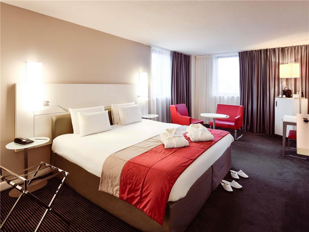 萨克斯·拉斐特Mercure Centre Saxe Lafayette 4*里昂