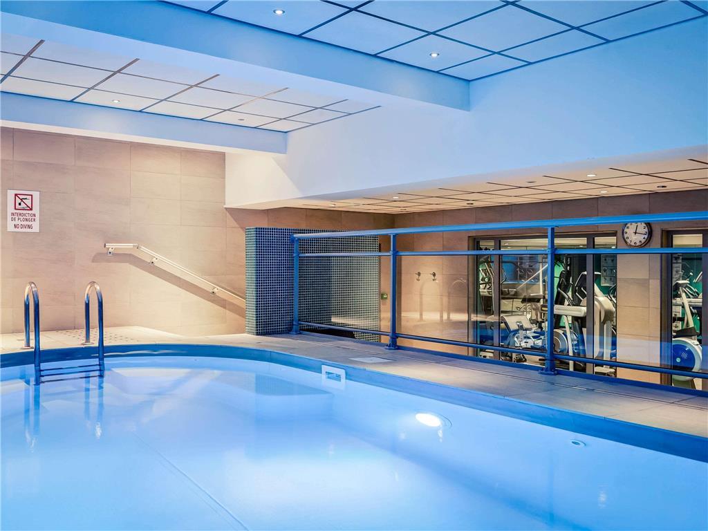 萨克斯·拉斐特Mercure Centre酒店4*